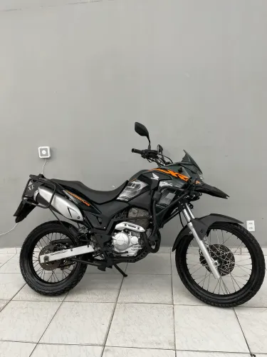 Oportunidade! XRE 300 2019