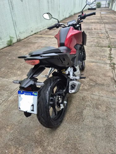 Cb 300f 2025