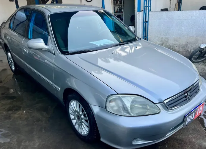 CIVIC 1.6 AUTOMÁTICO COMPLETO 