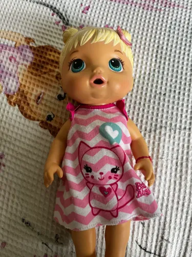 DESAPEGO- baby alive (apenas roupinha inclusa)