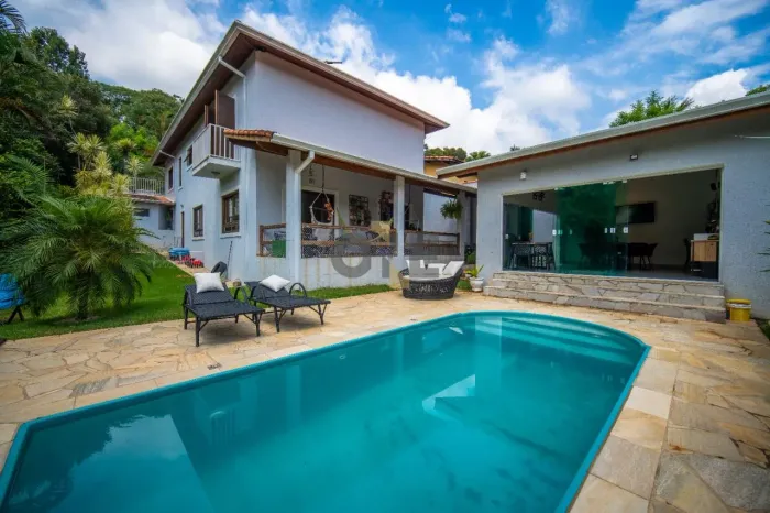 Casa com 3 dormitórios, sendo 1 suíte para venda - Granja Viana - Cotia - SP