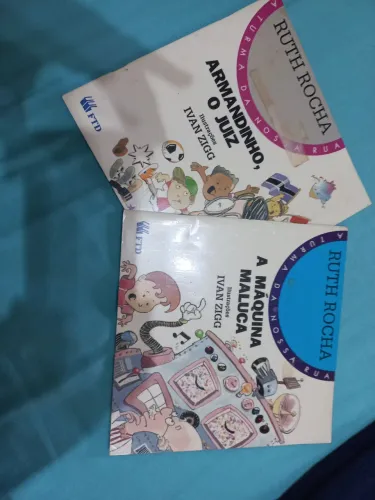 Dois livros infantis de Ruth Rocha