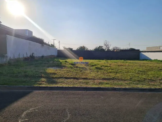 Lote para venda no condomínio Vila Lobos com 525m