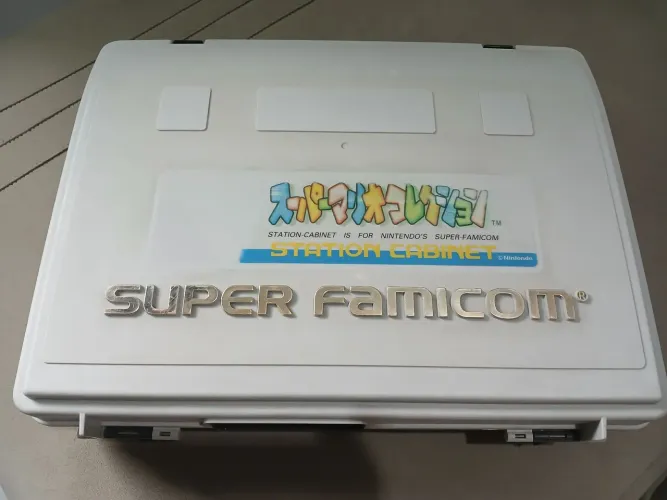 Super Famicom(Estação Cabine)