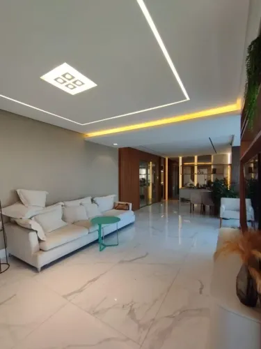 Apartamento na Ponta do Farol, 196 M², Fino Acabamento, Mobiliado, Projetado, Climatizado