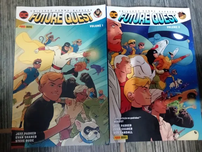 Future Quest vol 1 e 2.