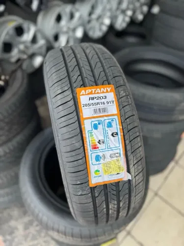 Pneus aro 16 novo ( 205/55 R16 ou 195/55 R16 )