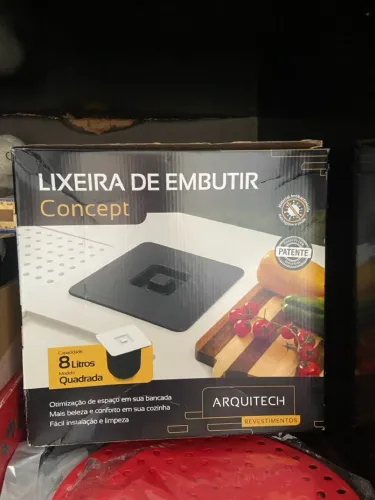 Lixeira de Embutir 8 Litros Quadrada Concept Arquitech