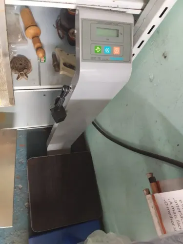 Balança Eletrônica Toledo de piso 50kg bivolt, lacre e garantia.