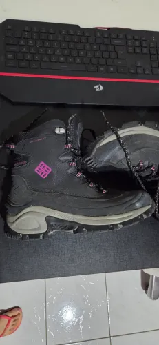Bota columbia neve com tecnologia techlit