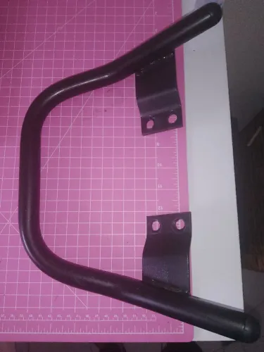 Alça de apoio para garupa