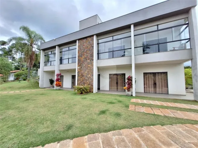 Casa à venda no condomínio Chácaras do Lago, em Vinhedo, interior de São Paulo