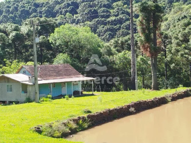 Fazenda à venda com 3 quartos , 110m² em São Joaquim/SC