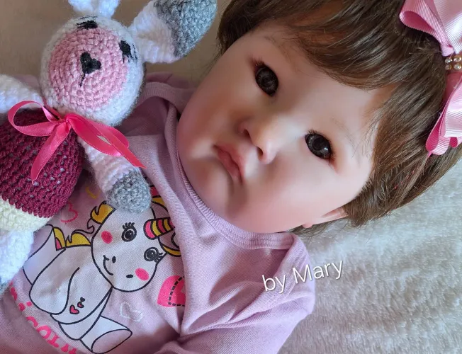 Boneca realista princesa Charlotte linda e grande