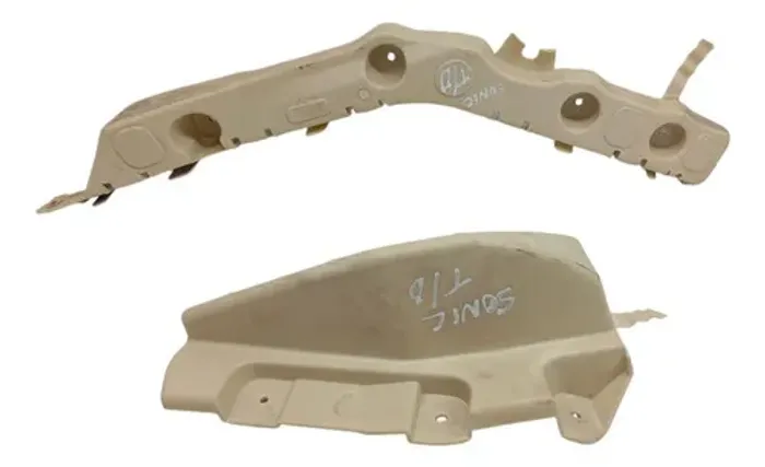 Suporte Parachoque Direito Chevrolet Sonic 2011 2012 2013