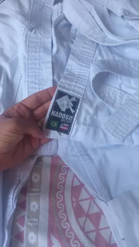 Kimono infantil semi novo