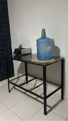 Mesa de alumínio 