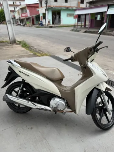 Honda Biz em estado de zero