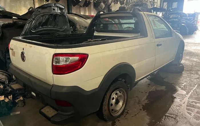 Peças Fiat Strada Adventure 2015 1.4 Completa Sucata 