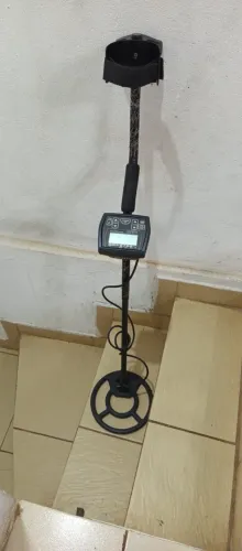 Vendo Um Detector de metal White's Coinmaster, Muito Bom, Marca boa, , seminovo.