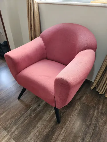 Poltrona vermelho telha Charmosa
