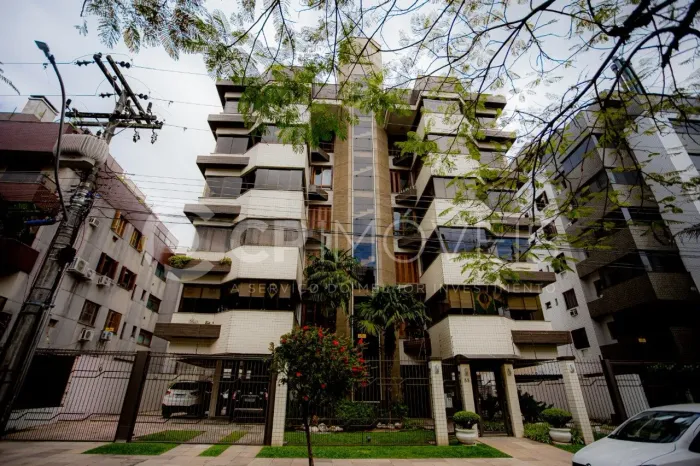 Coberturas em Porto Alegre, no bairro Jardim Planalto, à venda.