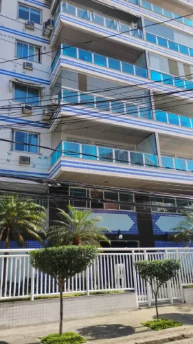 EXCELENTE COBERTURA DE 4 QUARTOS COM PISCINA NA FREGUESIA.