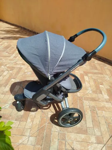 Carrinho de bebê MaxiCosi