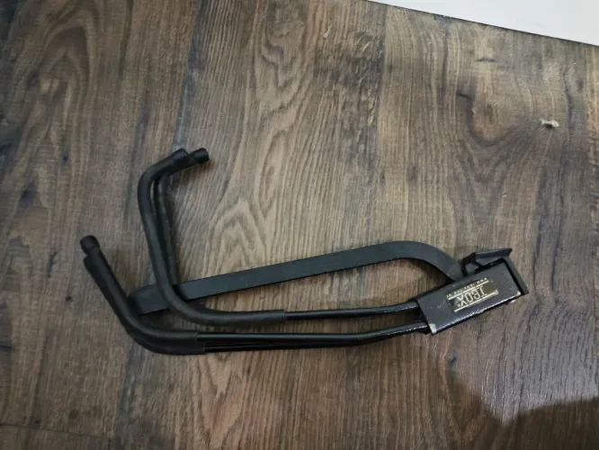 Suporte de violão/baixolao IBOX
