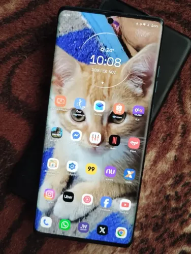 Moto Edge 50 Fusion - 5G - com Android 16 e Tela Curva! 