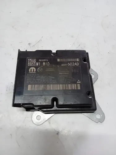 Modulo De Jeep Renegade 50152976 68449602ad Preto (Usado)