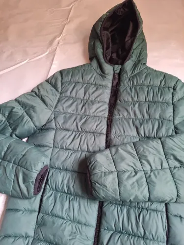 JAQUETA COM GORRO E ZIPER FRONTAL PRIMARK - VERDE-TAM XS (PP OU 36) SEMINOVA -ÓTIMO ESTADO