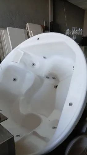 Banheira de Hidromassagem para Área Externa Completa