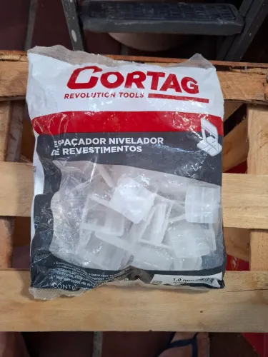 Espaçador Nivelador para Revestimentos Cortag Um pacote com 50 unidades