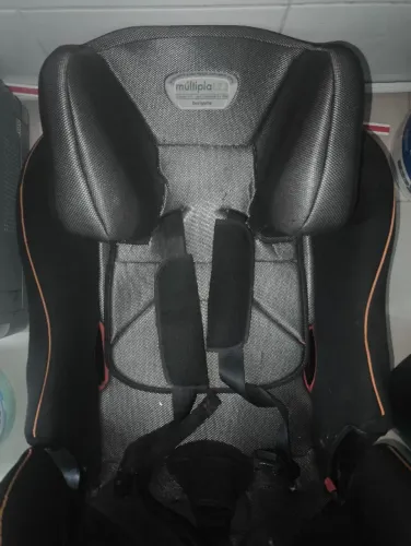 Cadeira para Automóvel Burigotto Múltipla 1.2.3 - 9 a 36 Kg Cyber Orange - Preto/Laranja