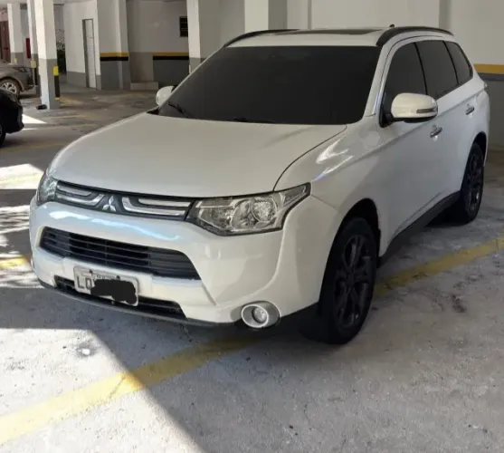 Mitsubishi Outlander 2.0 16V 160cv Aut. 2014
