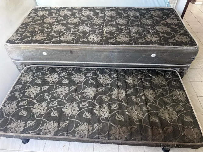 Desapegando da cama Box com auxiliar