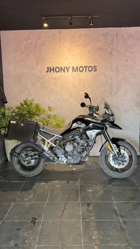 Triumph Tiger 900 GT
