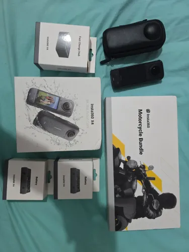 Insta 360 x4