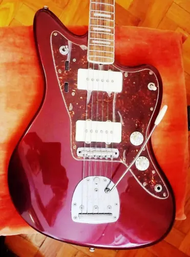 Guitarra Fender Jazzmaster Troy van leeuwen Nova