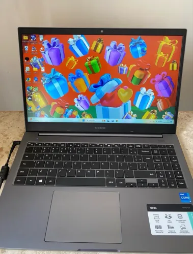 Notebook Samsung Book i5 11ª Geração - Única Dona - Completo na Caixa