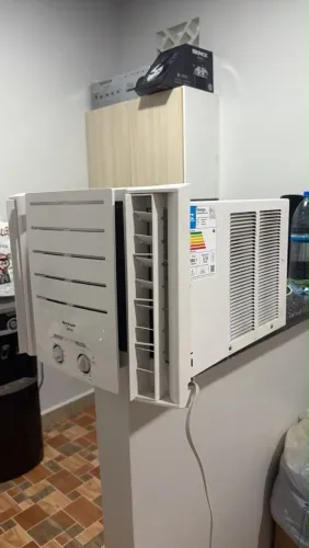 Ar condicionado seminovo