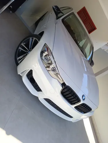 BMW 320I A Modern/sport TB 2.0/a.flex 16V 4P 2018