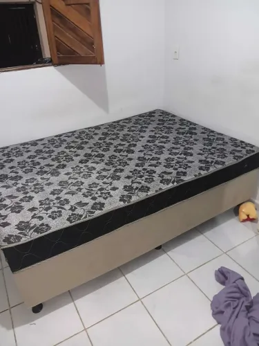 Cama box de casal,semi nova