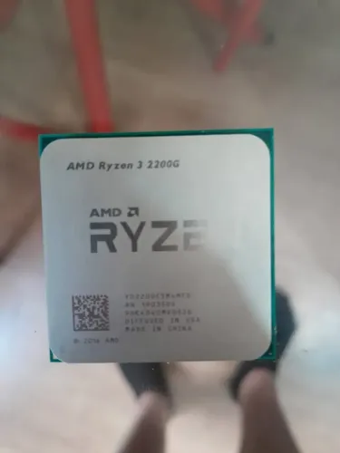 Processador AMD Ryzen 3 2200G AM4 + Cooler Original (Funcionando 100%)