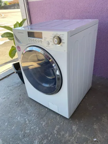 Lava e seca Electrolux 9kg