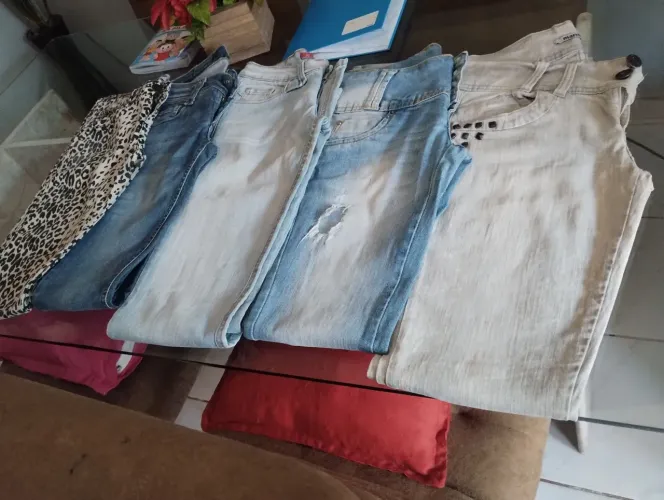 Calças jeans tamanho 38