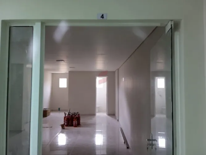 LOJA à venda por R$ 240.000,00 no bairro Centro - PINHAIS / PR
