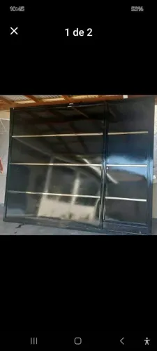 Vendo Portão de garagens de auto Padrão em chapas. 