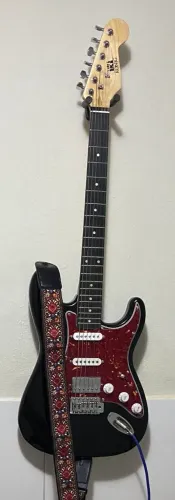 KIT GUITARRA, PEDALEIRA E INTERFACE DE AUDIO